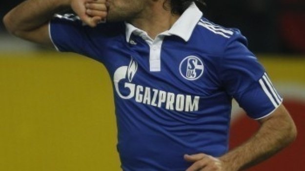 Раул прати Шалке в Шампионската лига