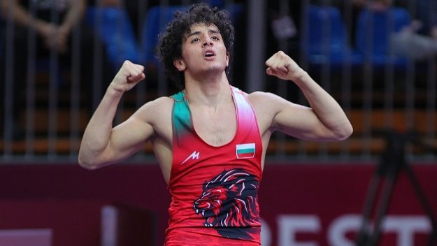Уникален! Едмонд Назарян е на финал на Световното по борба