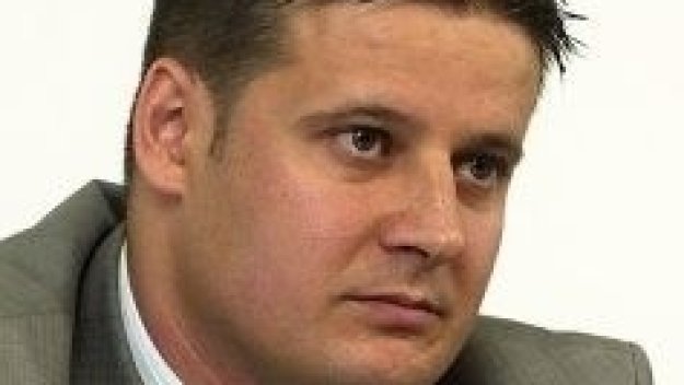 Уволниха шефа на "Васил Левски"