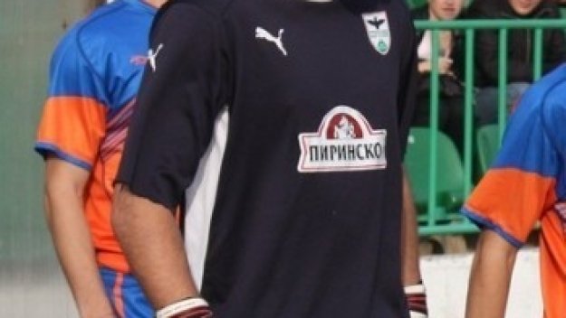 Гонзо взима играч на ЦСКА в Черно море