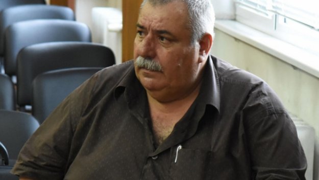 Циркът в Локо София продължава – Дамянов и играчите уволнени за 200 лв.