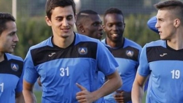 Първо в Gol.bg: Костадинов може да напусне Левски в посока Румъния