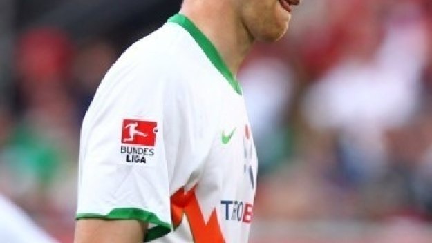 Арсенал вади 9 милиона за Мертезакер