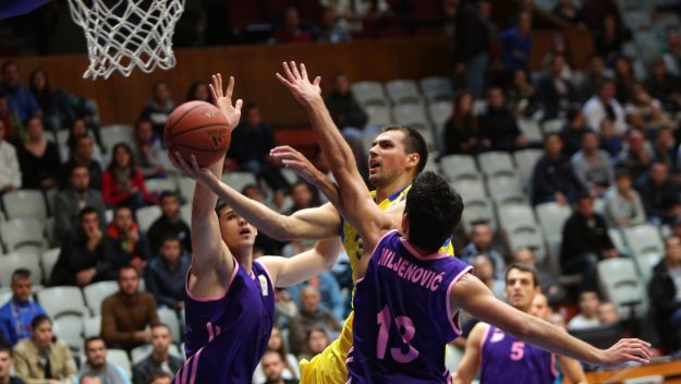 Левски с първа победа в Адриатическата лига