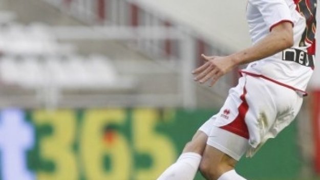 Валенсия взе халф на Райо