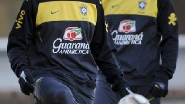 Реал разменя Кака за Майкон