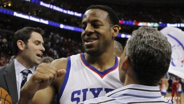 Филаделфия елиминира Чикаго след драма